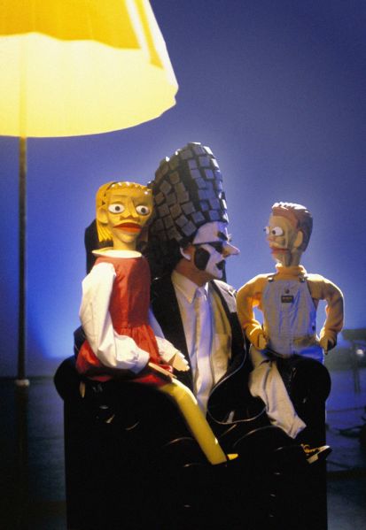 File:GDadAndKids.jpg