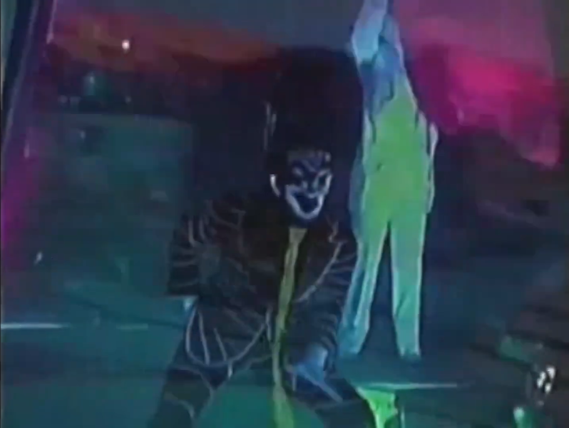 File:Ty freak show.png